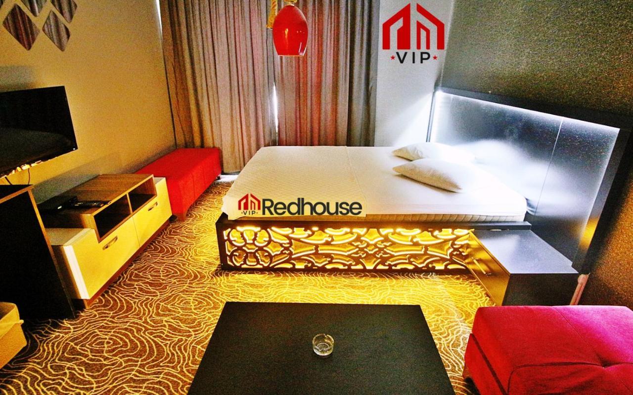 Red House Vip Apartmant Suites Istanboel Buitenkant foto