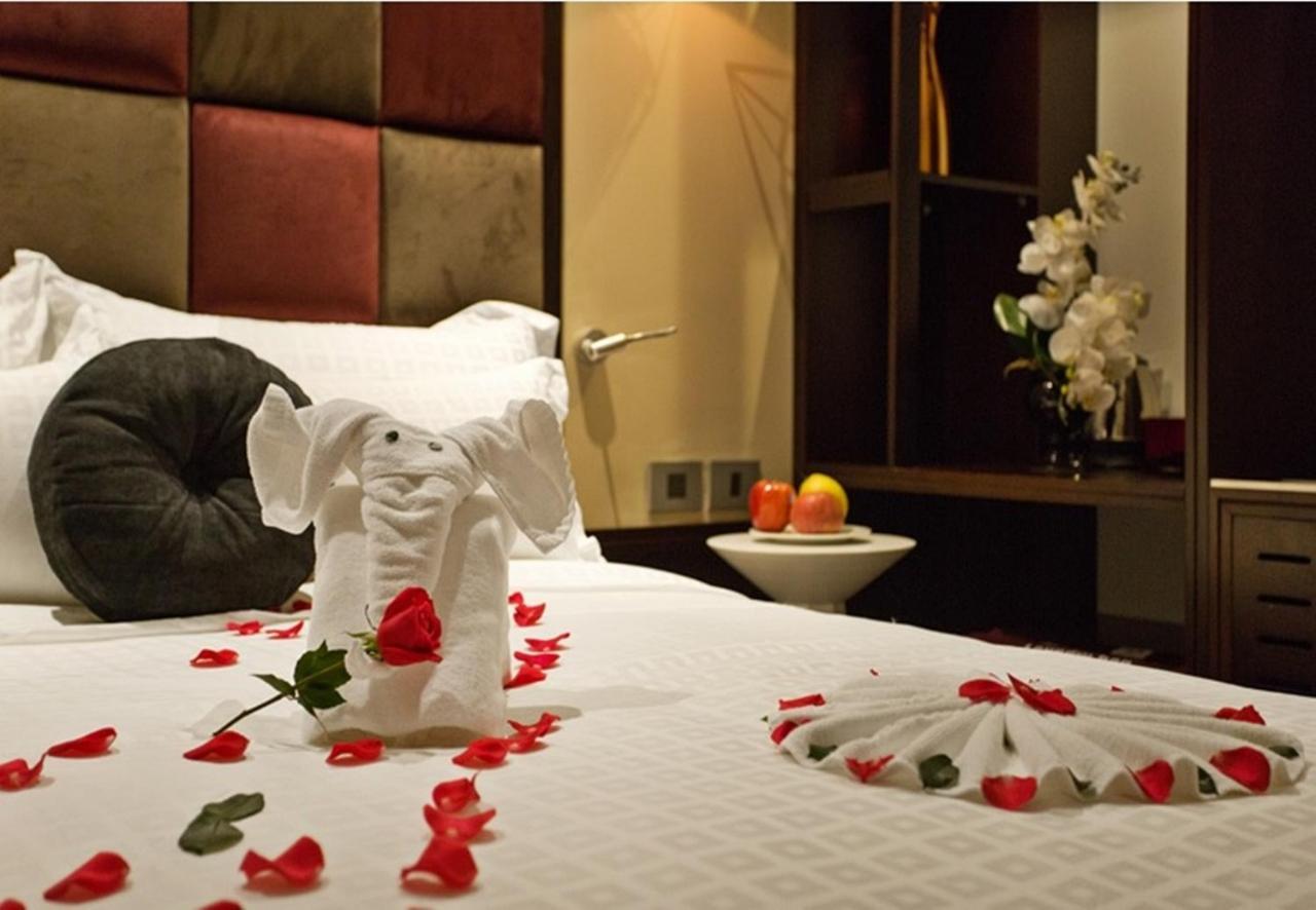 Red House Vip Apartmant Suites Istanboel Buitenkant foto