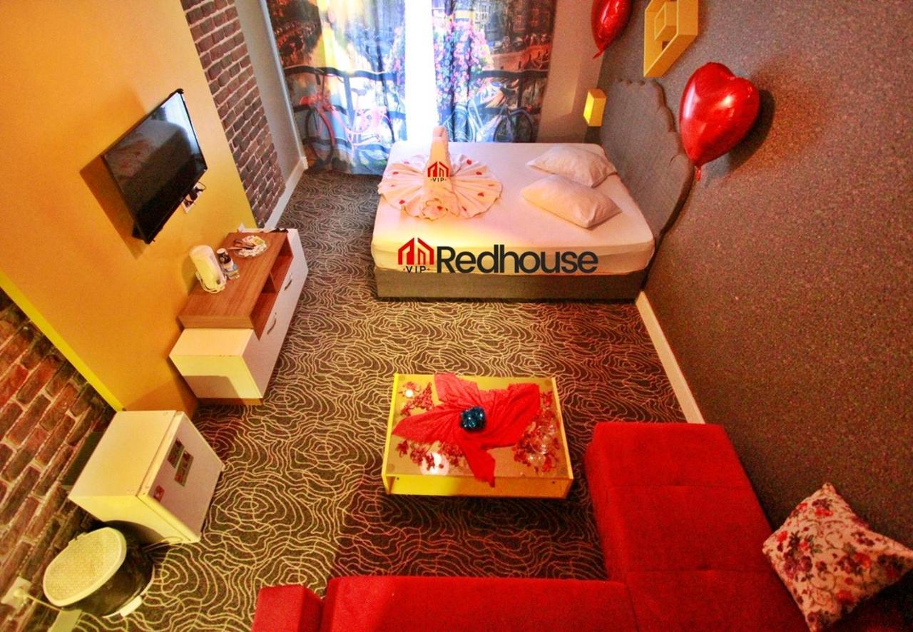 Red House Vip Apartmant Suites Istanboel Buitenkant foto