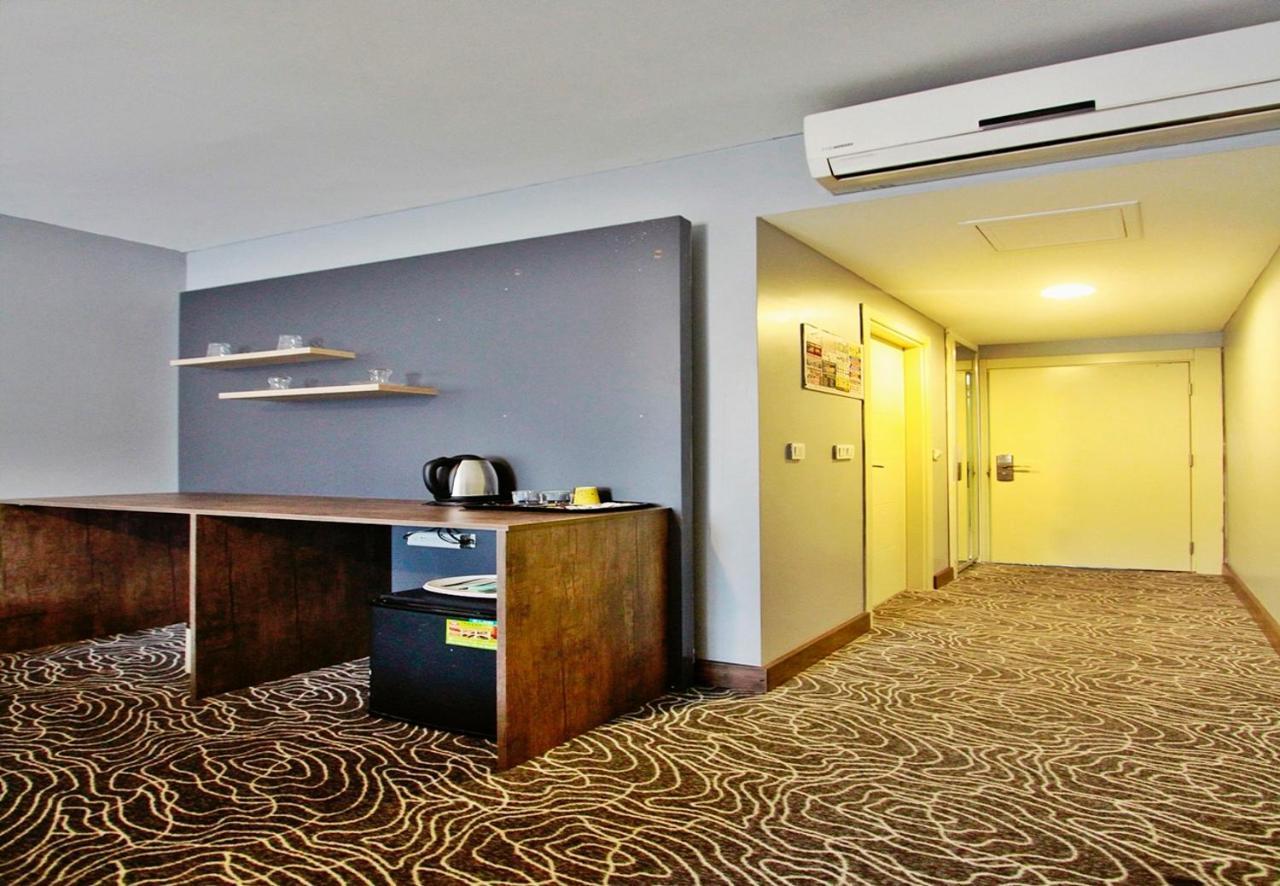 Red House Vip Apartmant Suites Istanboel Buitenkant foto